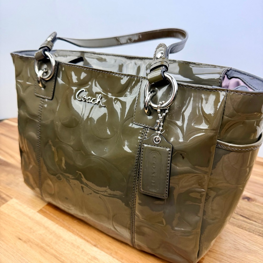 Coach Signature Embossed Patent Leather Tote Bag Olive Green Silver Hardware - Picture 13 of 13